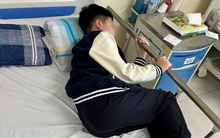 Vụ “võ sư” đánh vợ bị tố cáo bạo hành con sau ly hôn: "Dọa" cả nhà trường của con?