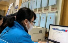 Bỏ sổ hộ khẩu: Người thoăn thoắt, người lúng túng khi làm thủ tục hành chính, dịch vụ công