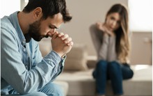 Hôn nhân suýt đổ vỡ vì nghỉ hưu sớm, tôi vội vàng tìm cách thoát khỏi trào lưu này: ‘Không phải cứ tích được nhiều tiền là hạnh phúc’