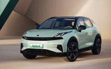 Hãng xe vừa vào Việt Nam ra mắt đối thủ của Toyota Corolla Cross: tiết kiệm nhiên liệu 4,98 lít/km, giá bán từ 600 triệu đồng