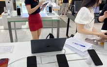 Các mẫu iPhone đời cũ bất ngờ hút hàng