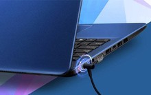 Có nên bật máy tính hay sạc máy tính qua đêm?