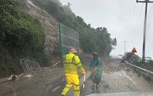 Đèo Hải Vân sạt lở do mưa lớn,  người dân Đà Nẵng lo lụt lịch sử lặp lại