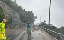 Phong toả đèo Hải Vân do taluy sạt lở