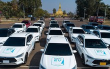 Thông tin bất ngờ về đối thủ của hãng taxi điện của ông Phạm Nhật Vượng ở Lào: “Không phải dạng vừa đâu”