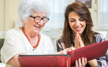 Vì sao người có tuổi thường dễ dàng hạnh phúc hơn người trẻ? Chính là nhờ một CHÌA KHÓA mà không phải ai cũng biết