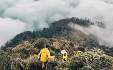 Phát hiện điểm leo núi có cái tên đặc biệt cách Hà Nội hơn 400km, du khách nhận xét “không phải ai cũng đi được”