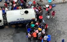 Hàng nghìn người khổ sở vì nước sinh hoạt ở Khu đô thị Thanh Hà