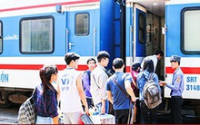 Hơn 9.000 vé tàu hoả Tết Giáp Thìn được đăng ký mua sau một ngày mở bán