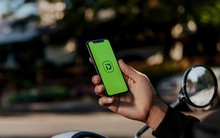 Độc đáo ứng dụng gọi xe khác hẳn Grab hay Taxi truyền thống: "Khách được mặc cả giá, tài xế nào lấy rẻ thì đi"