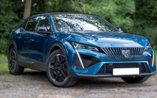 Đại lý báo Peugeot 408 ra mắt Việt Nam với 3 phiên bản, giá dự kiến từ 999 triệu ngang CX-5 bản 'full'