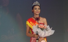 Bức ảnh đăng quang hoa hậu của Thanh Hằng sau 21 năm gây sốt: Vẫn đôi chân dài miên man nhưng xinh đẹp và quyền lực hơn