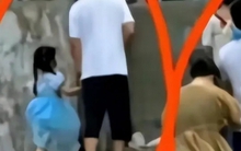 Bé gái mất tích trên bãi biển, 14 ngày sau cảnh sát tìm thấy thi thể: Một phút sơ sảy trong chuyện dạy con, hậu quả kinh hoàng