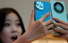 iPhone 15 “binh bại như núi đổ” tại Trung Quốc và điều kỳ lạ xuất hiện ở chợ công nghệ hàng đầu Thâm Quyến