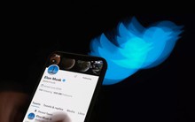 Năm đầu ông Elon Musk làm chủ, mạng xã hội X 'xuống dốc' mọi mặt