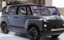 Dàn xe Toyota độc đáo này cho thấy chuẩn thực dụng là thế nào: Làm nhà, thành cửa hàng di động đều được