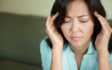 Nhà đầu tư mắc kẹt tiền tỷ, môi giới lặn mất tăm khi thị trường tụt dốc