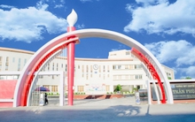 Vừa có học sinh giành HCV Olympic Quốc tế không lâu, ngôi trường này lại có thêm cầu truyền hình Olympia: Đất học đây rồi!