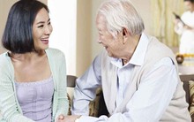 Vợ mất, sống nhà con gái 1 năm, tôi nhận ra: Cuộc sống “tốt nhất” của 1 ông già độc thân nhờ 3 chân lý