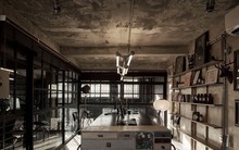 Ngôi nhà cải tạo lấy cảm hứng từ "tuổi trẻ lạc lối"