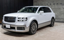 Chủ tịch Toyota khẳng định Century SUV hợp khách hàng trẻ dù giá cao gấp 5 lần Land Cruiser