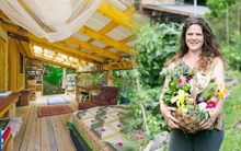 Mẹ đơn thân rủ thêm 2 người bạn bỏ 1,1 tỷ đồng mua đất, tự xây “nơi trú ngụ” bằng gỗ rộng 700m2, nhận 1 bài học đáng giá sau nhiều vất vả