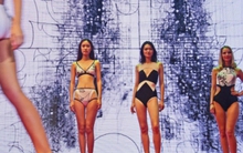 100 bộ bikini ở Nga thì 99 bộ đến từ thị trấn nhỏ ở Trung Quốc: "Kỳ tích" khó tin