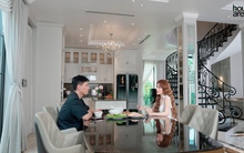 Bên trong biệt thự 100 tỷ, 3 mặt tiền giữa quận 7 của Huyền Baby: Sân vườn xanh mướt, góc nào cũng thấy sang