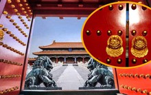 Vì sao 81 cái đinh ở cổng Tử Cấm Thành không gây nguy hiểm nhưng không 1 ai dám chạm vào?