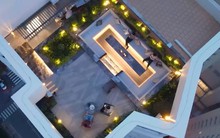 Penthouse 600m2 sang xịn ở trung tâm Sài Gòn, chủ nhân bỏ không, lâu lâu ghé qua làm một việc