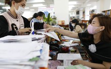 Tiền lương thấp nhất của công chức, viên chức từ 1-7-2024 là bao nhiêu?