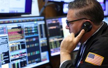 Dow Jones furutes giảm 200 điểm vì lo ngại xung đột Israel-Hamas