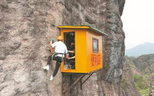 Cửa hàng tiện lợi “bất tiện nhất thế giới” hút khách