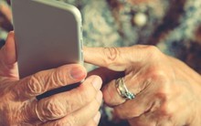 Người mẹ gọi điện cho con trai đã khuất và cái kết kỳ diệu