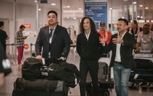 Huyền thoại từng giành giải Grammy - Kenny G đã tới Hà Nội, tiết lộ trình diễn một bài dân ca 'bí mật' chinh phục khán giả Việt