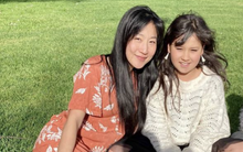 Cô bé "cá mập con" trong MV 13 tỷ view sau 7 năm: Lột xác thành thiếu nữ, cuộc sống hiện tại gây chú ý