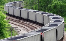 Nga bất ngờ tăng mạnh xuất khẩu một mặt hàng vào Việt Nam trong 10 tháng đầu năm: Là 'kho vàng' Nga đủ dùng trong 300 năm tới