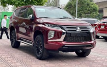 Mitsubishi Pajero Sport thêm bản mới tại Việt Nam: Đẹp hơn, thêm option, chơi sốc với 'mua xe từ 230 triệu'