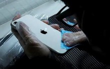 "Cơn sốt vàng đã qua, tôi sắp bị diệt" - Vì sao chủ cửa hàng iPhone cũ ở Trung Quốc chua chát tới vậy?