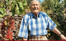 Cụ ông mắc ung thư giai đoạn cuối, vẫn sống tới 102 tuổi nhờ bí quyết đơn giản