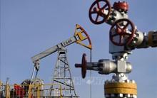 Giá dầu giảm bốn tuần liên tiếp