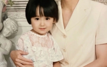 Khoe ảnh hồi bé, “phú bà” hot nhất Trung Quốc hiện tại hé lộ đẳng cấp giàu có của gia đình