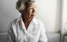 Vợ lẽ U60 bị con trai chồng “cướp” lương hưu, quyết định chia tay vì phát hiện ra “sự thật đau lòng”