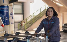 Lý do người đàn ông quên chiếc ví chứa 104 triệu đồng tại xe đẩy sân bay