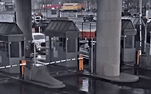 Lái xe sang 160km/h, cặp đôi gây ra vụ tai nạn làm "rung chuyển" biên giới Mỹ - Canada