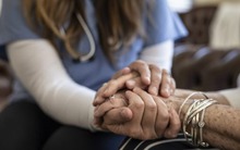 Thế hệ 8x, 9x dù gặp khó khăn tài chính cũng đừng "mơ" thừa kế tài sản của ông bà, đây là lý do!