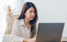 Hối hận muộn màng của cô gái theo phong trào ‘nghỉ hưu sớm’: Tôi bỏ lỡ bao nhiêu thứ chỉ vì muốn tiết kiệm hơn 2 triệu đồng