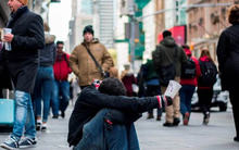 Ba kiểu stress do nghèo: Chỉ cần nghe thấy tiếng ồn cũng đủ khó chịu và kiệt sức