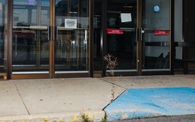 Thảm cảnh trung tâm mua sắm ở Mỹ: Nhiều nơi bị ví như ‘zombie’, mất gần 100% giá trị