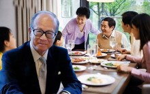 Bữa cơm gia đình của tỷ phú Lý Gia Thành: Mỗi tiểu tiết thể hiện tính cách con người, dạy con bài học nhẹ nhàng mà cực sâu sắc